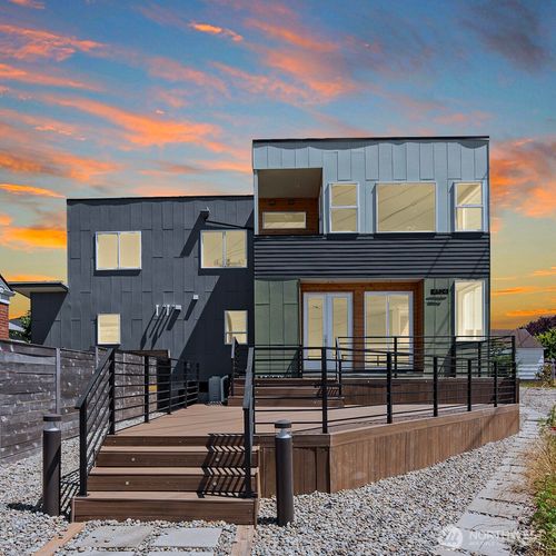 4524 12th Ave S, Seattle, WA, 98108-1805 | Card Image