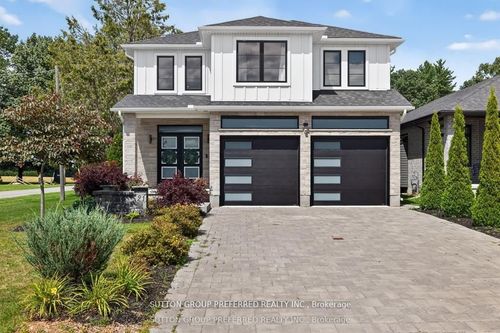 21 Armstrong St, Mount Brydges, ON, N0L1W0 | Card Image