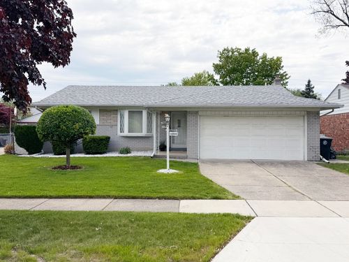 14165 Alexander St, Livonia, MI, 48154-4501 | Card Image