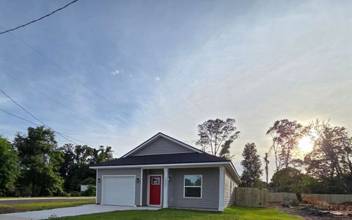 1001 Bremen Ave, PENSACOLA, FL, 32507-1707 | Card Image