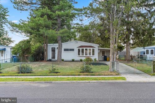 223 Ruth Ave, Maple Shade, NJ, 08052-1836 | Card Image