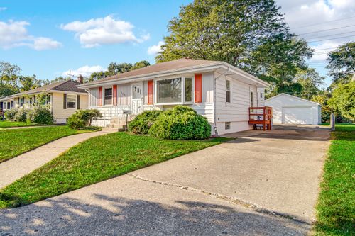 7552 Southeastern Ave, Hammond, IN, 46324-2925 | Card Image