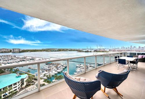 1808-400 Alton Rd, Miami Beach, FL, 33139-6702 | Card Image