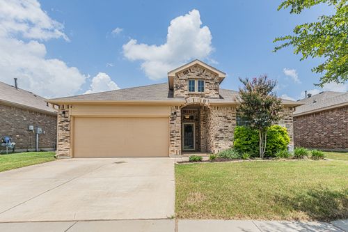 324 Lemon Mint Ln, Denton, TX, 76210-1518 | Card Image