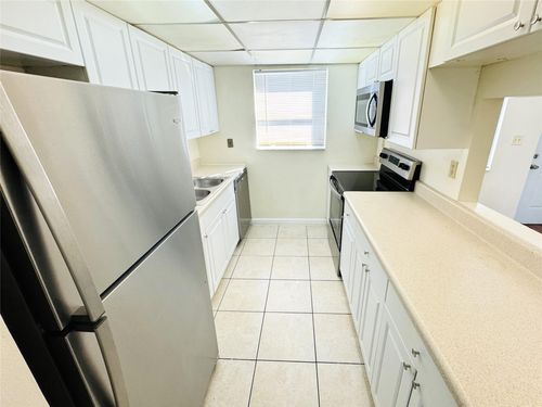 apt-403-1950 N Congress Ave, West Palm Beach, FL, 33401-1695 | Card Image