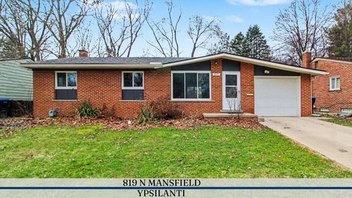 819 N Mansfield St, Ypsilanti, MI, 48197-2032 | Card Image