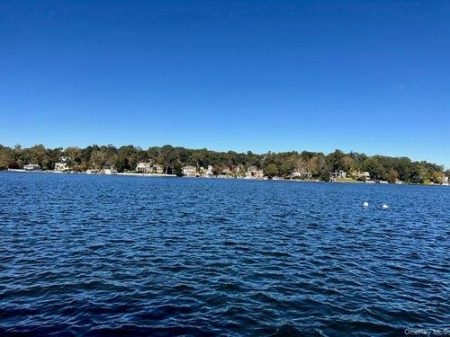 757 S Lake Blvd, Mahopac, NY, 10541-4736 | Card Image