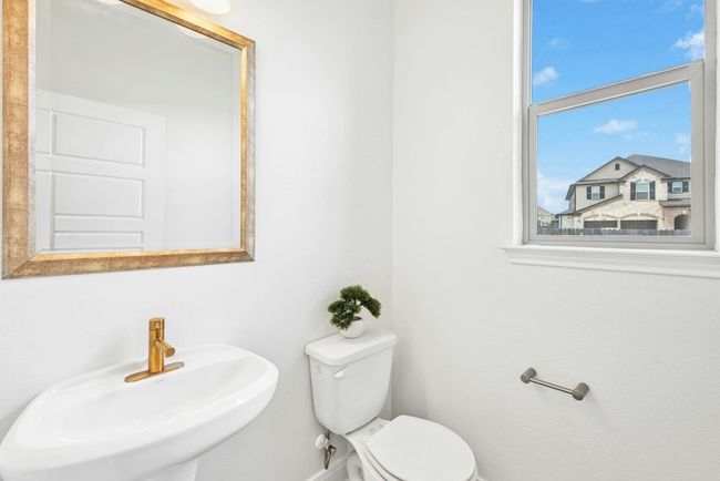 Powder Room on main. | Image 16