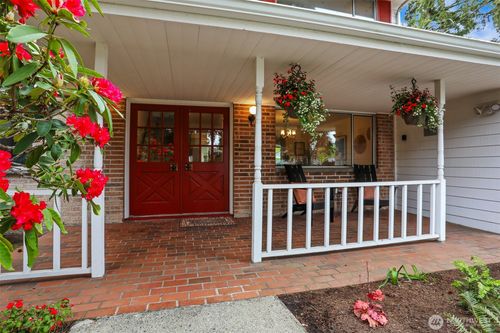 508 147th Ave Ne, Bellevue, WA, 98007-4949 | Card Image