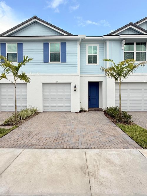 121 Se Birch Ter, Stuart, FL, 34997-7333 | Card Image
