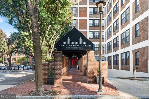 apt-614-315 New St, PHILADELPHIA, PA, 19106-1137 | Card Image