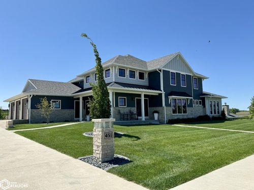 451 Deer Creek Ln, Carroll, IA, 51401-3111 | Card Image