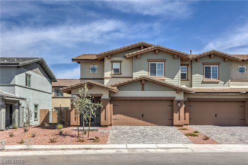 772 Fallen Phoenix St, Henderson, NV, 89011-1063 | Card Image