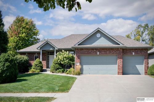 5602 N 163rd St, Omaha, NE, 68116-3746 | Card Image