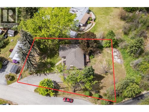 1106 Clarke Rd, Robson, BC, V0G1X0 | Card Image