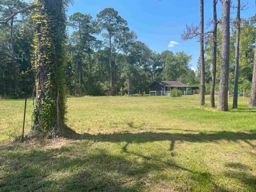 1155 Pine St, Vidor, TX, 77662-3621 | Card Image