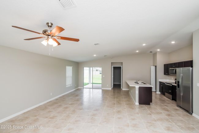 2267 Whiteside Ave Se, House other with 4 bedrooms, 2 bathrooms and null parking in Palm Bay FL | Image 6