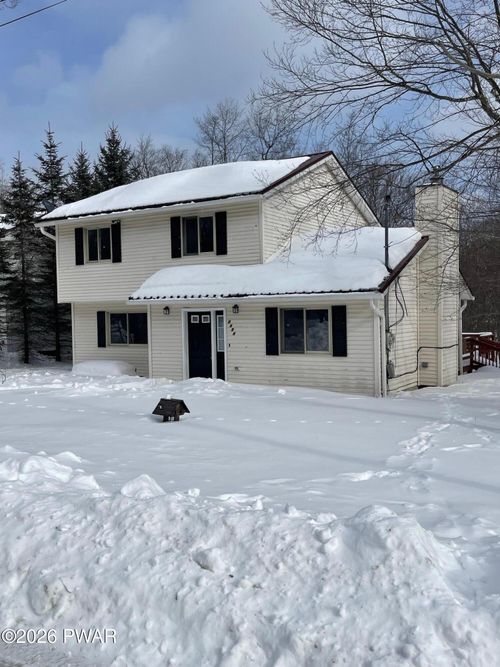 8407 Porcupine Dr, Tobyhanna, PA, 18466-3455 | Card Image