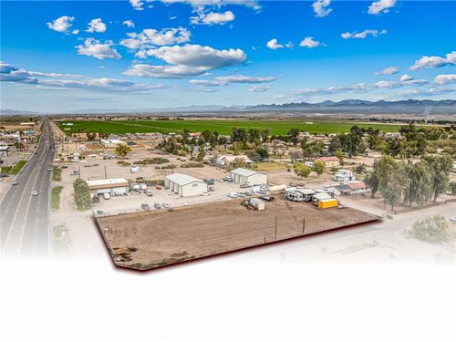 1527 E Cottonwood Ln, Mohave Valley, AZ, 86440-9320 | Card Image