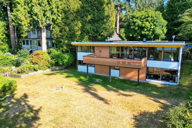 13047 Crescent Road, House other with 5 bedrooms, 2 bathrooms and 2 parking in Surrey BC | Image 6
