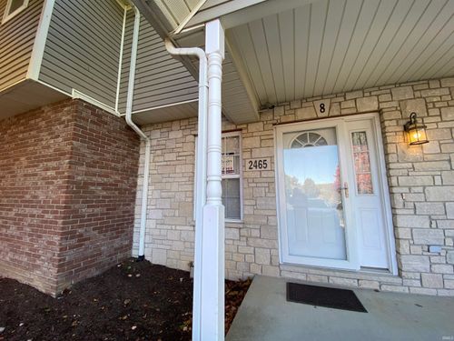 2465 S Woolery Mill Dr, Bloomington, IN, 47403-3266 | Card Image