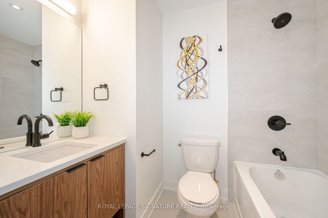 722 - 185 Dunlop St E, Condo with 2 bedrooms, 2 bathrooms and 1 parking in Barrie ON | Image 25
