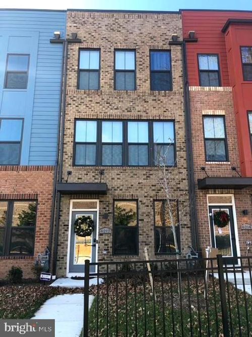 6212 Editors Park Dr, HYATTSVILLE, MD, 20782-1905 | Card Image