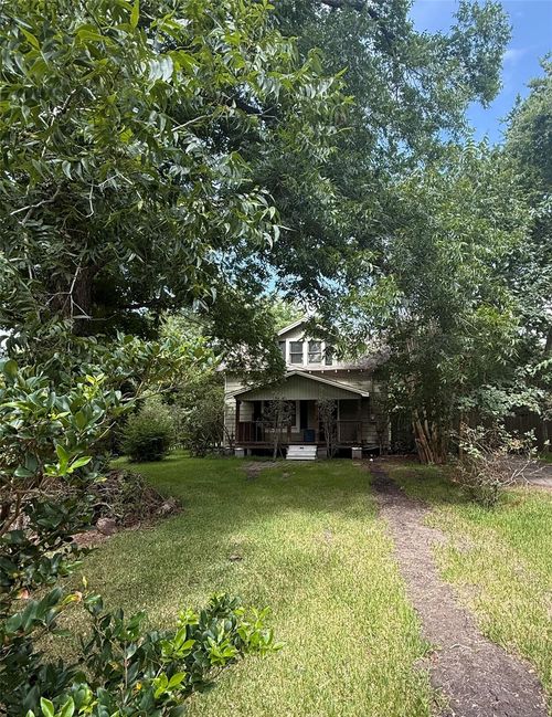 5506 1st St, Crosby, TX, 77532-5872 | Card Image