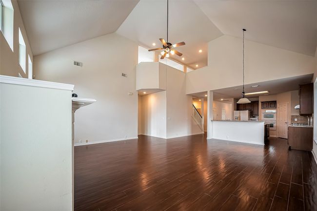 20006 Shavon Springs Dr, House other with 5 bedrooms, 4 bathrooms and 3 parking in Spring TX | Image 11