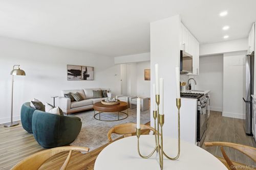 apt-518-80 E Hartsdale Ave, Hartsdale, NY, 10530-2808 | Card Image