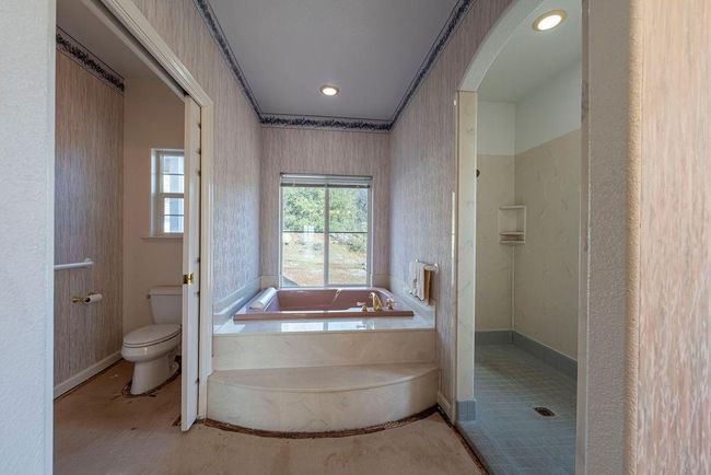10246 Ranch Rd, House other with 4 bedrooms, 3 bathrooms and null parking in Rough And Ready CA | Image 18