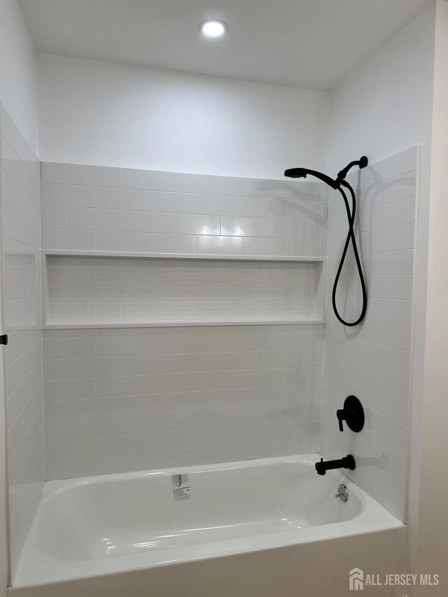 C - 299 Alpine Way, Townhouse with 2 bedrooms, 2 bathrooms and null parking in Woodbridge NJ | Image 14
