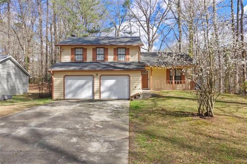 9240 Sunset Dr, Jonesboro, GA, 30238-4558 | Card Image