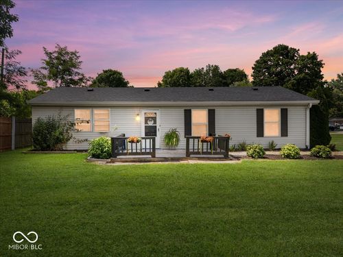 9605 N Michigan Rd, Fairland, IN, 46126-9525 | Card Image