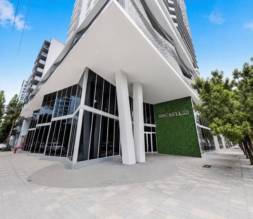 809-1010 Sw 2nd Ave, Miami, FL, 33130-4456 | Card Image