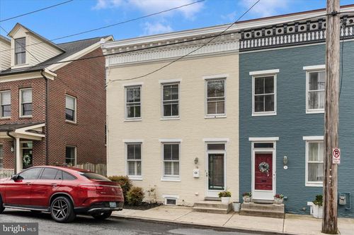 16 E 5th St, FREDERICK, MD, 21701-5208 | Card Image