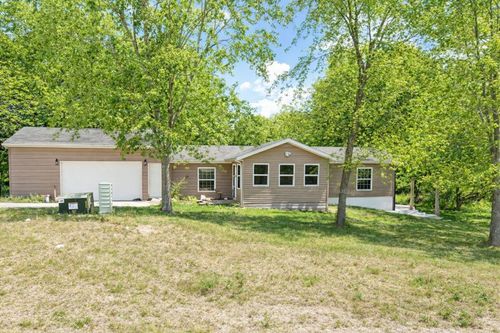 11426 Dozer Rd Sw, Stoutsville, OH, 43154-9732 | Card Image