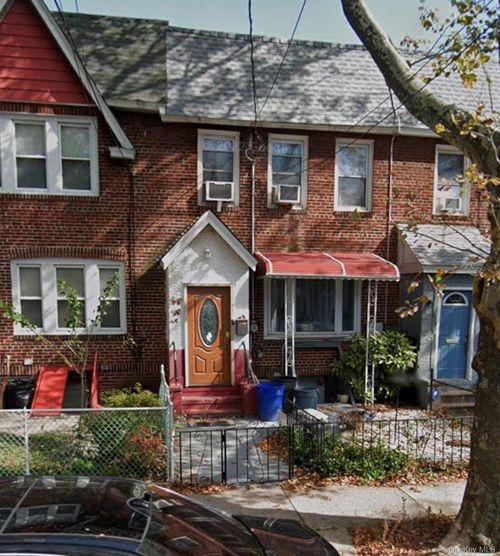 11315 205th Street, New York, NY, 11412 | Card Image