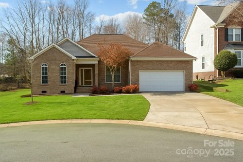 10179 Claybrooke Dr, Charlotte, NC, 28262-1439 | Card Image