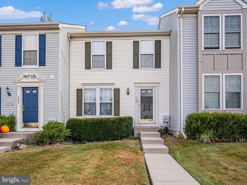 3437 Westview Dr, PERKIOMENVILLE, PA, 18074-9465 | Card Image