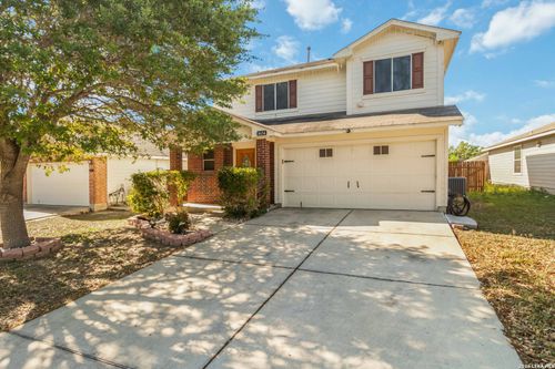 8454 Blackstone Cv, Converse, TX, 78109-3727 | Card Image