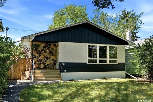810 Princess St, Regina, SK, S4T3X9 | Card Image