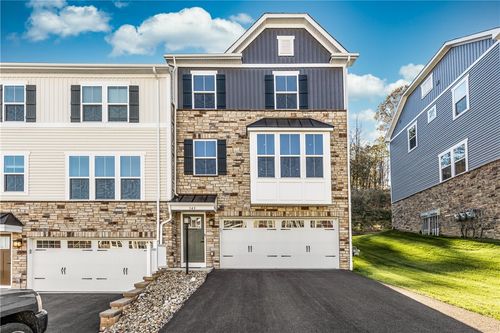 143 Moyer Hill Dr, Cranberry Twp, PA, 16066-2807 | Card Image