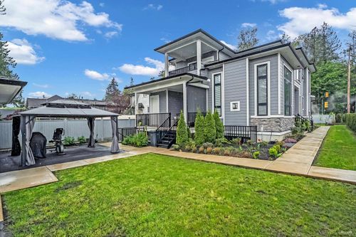 950 Foster Ave, Coquitlam, BC, V3J2M2 | Card Image