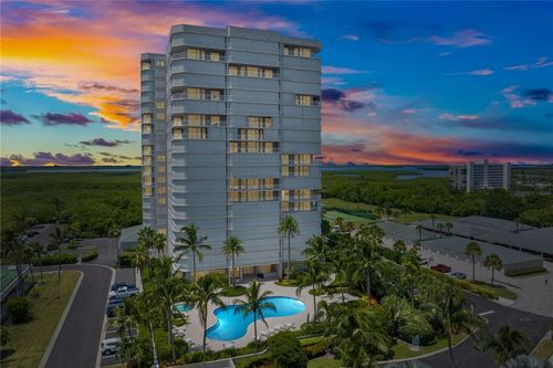 apt-1901-5049 N Highway A1a, Hutchinson Island, FL, 34949-8290 | Card Image