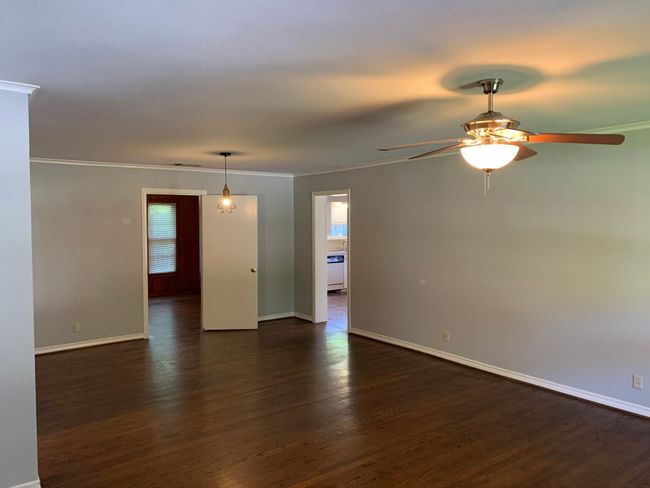 Combo Living & Dining Room ***Pics prior to current occupancy*** | Image 4
