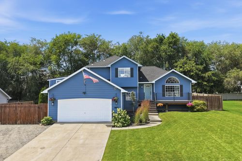 8803 N Maple St, Spokane, WA, 99208 | Card Image