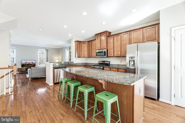 22862 Chestnut Oak Ter, Townhouse with 3 bedrooms, 4 bathrooms and null parking in STERLING VA | Image 15