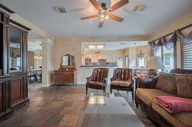 15014 Redbud Leaf Ln, House other with 4 bedrooms, 2 bathrooms and 3 parking in Cypress TX | Image 20
