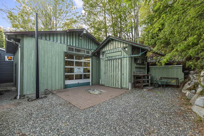 8274 Cade Barr Street, House other with 4 bedrooms, 2 bathrooms and null parking in Mission BC | Image 38